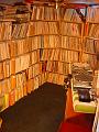 Record room cleanliness (overall, high view, flash)
